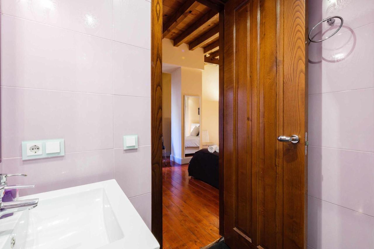 Apartamento Con Patio Junto A La Catedral By Toledo Ap Eksteriør billede
